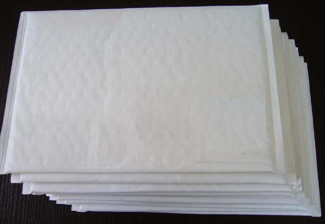 100 Wholesale Pack of 34*24cm White Padded Mailer Bag Envelope