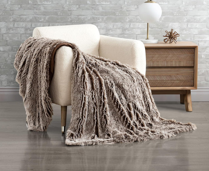 Double Sided Faux Fur Shaggy Throw Blanket - Chestnut