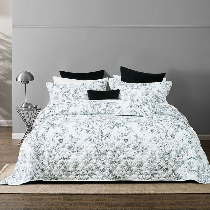 Bianca Gracie White Floral Printed Quilted Bedspread Set Double