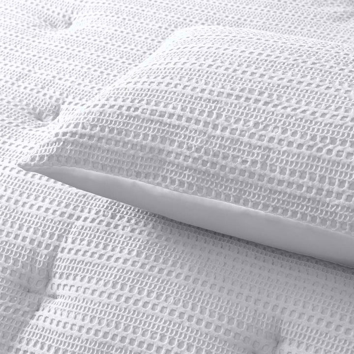 Accessorize Soho Waffle White 3 Piece Comforter Set King