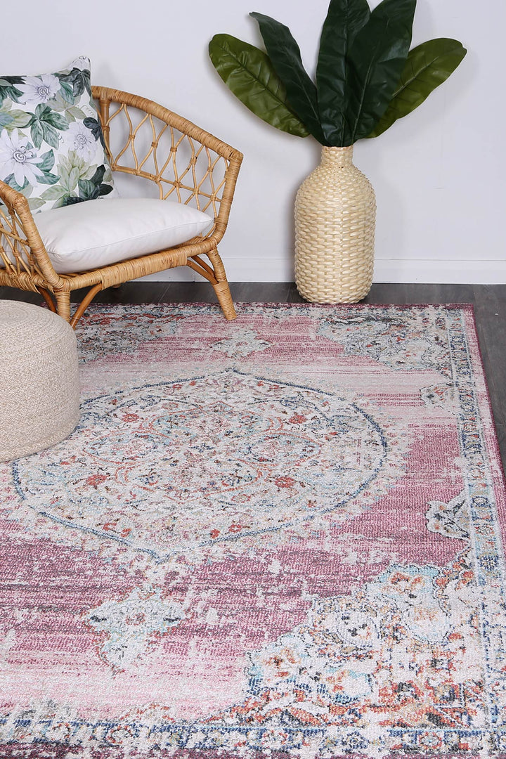 hollow-medalion-transitional-blush-rug 120x170