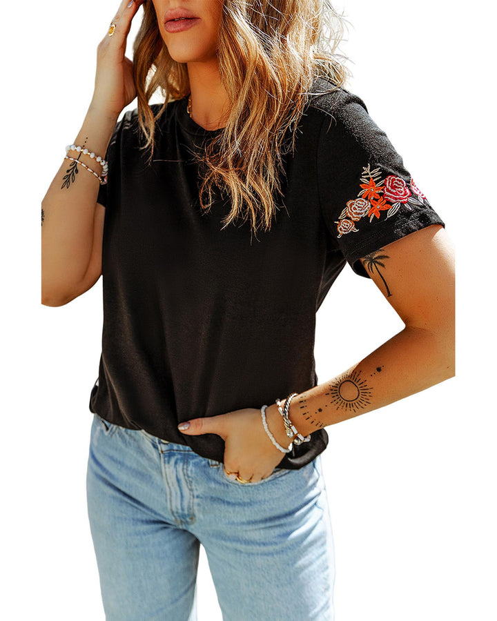 Azura Exchange Embroidered Short Sleeve T-Shirt with Floral Detail - L