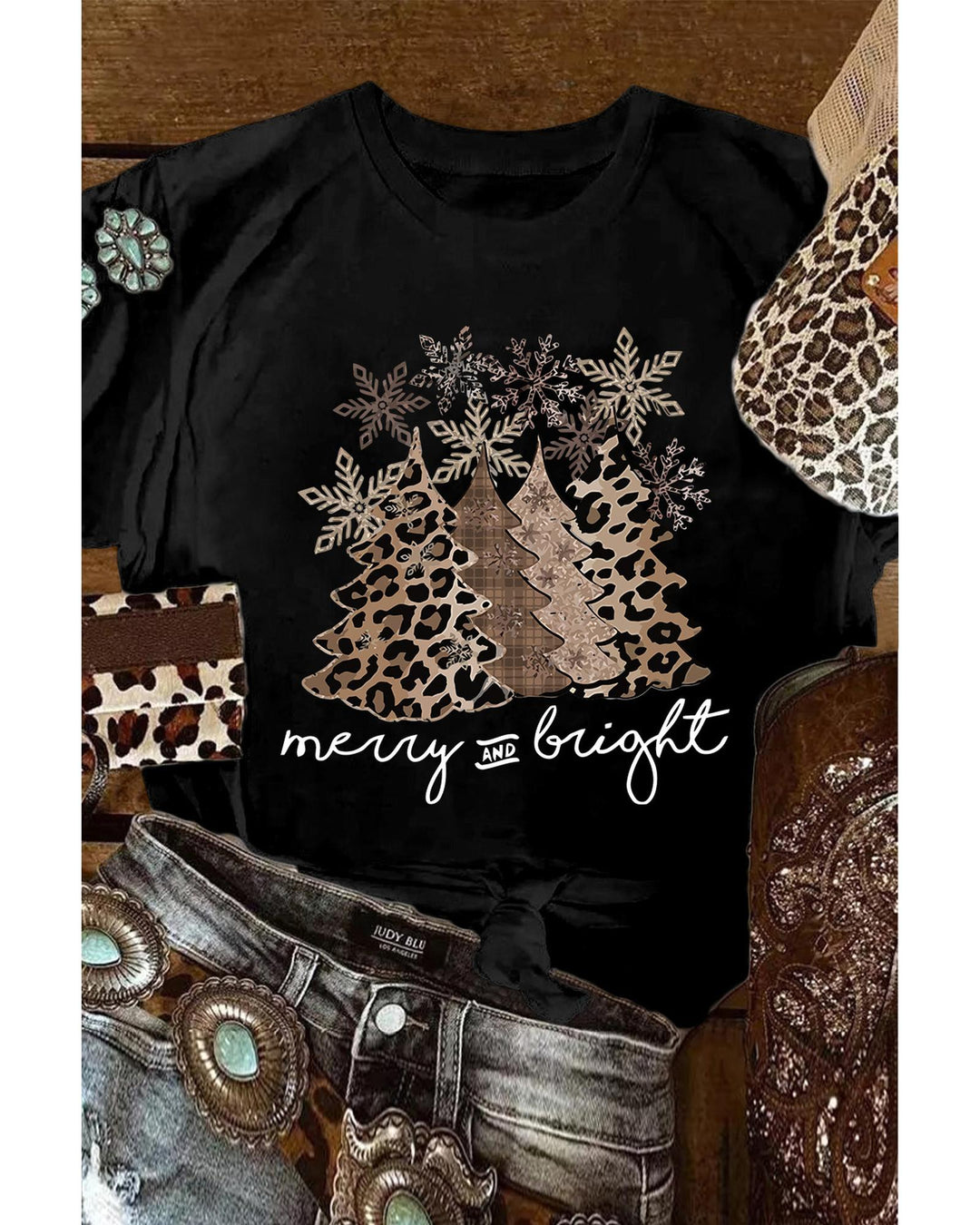 Azura Exchange Leopard Christmas Tree Graphic Print T-Shirt - 2XL