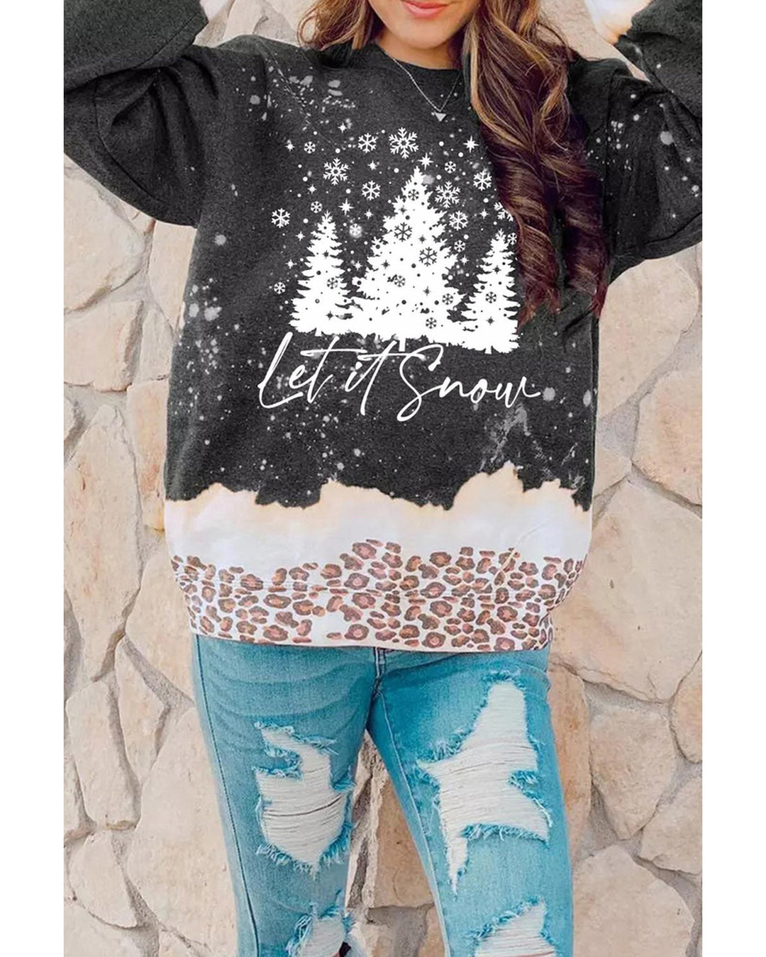 Azura Exchange Christmas Graphic Leopard Bleached Sweatshirt - S