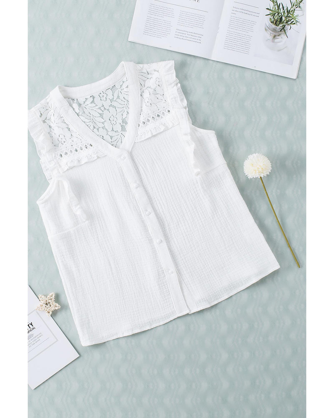 Azura Exchange Textured Sleeveless Shirt with Floral Lace Crochet - M