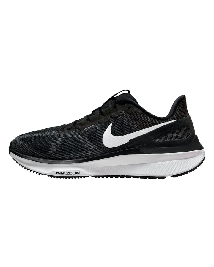 Nike Stable and Cushioned Womens Road Running Shoes in Black - 8 US