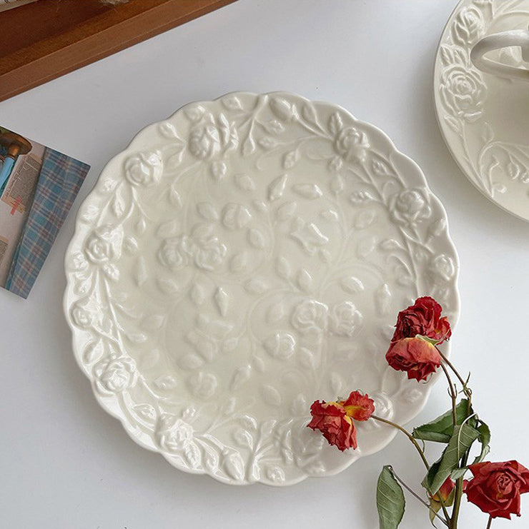 Faubourg Embossed Flat Plate