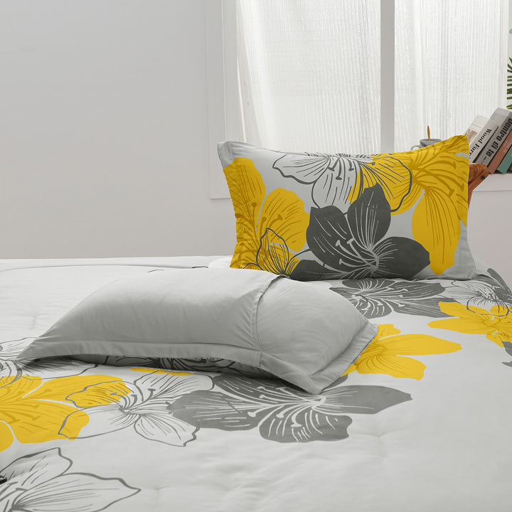 Floral Comforter Set, King Size, Yellow Floral 3-Piece Bedding, Lightweight Microfiber