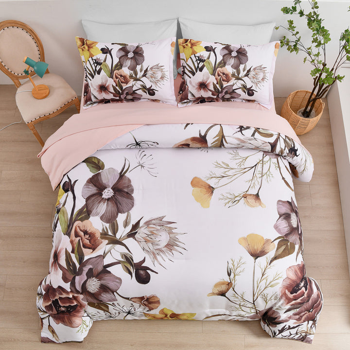 Floral Comforter Set, King Size, Blush Floral 3-Piece Bedding, Soft Microfiber for All Seasons