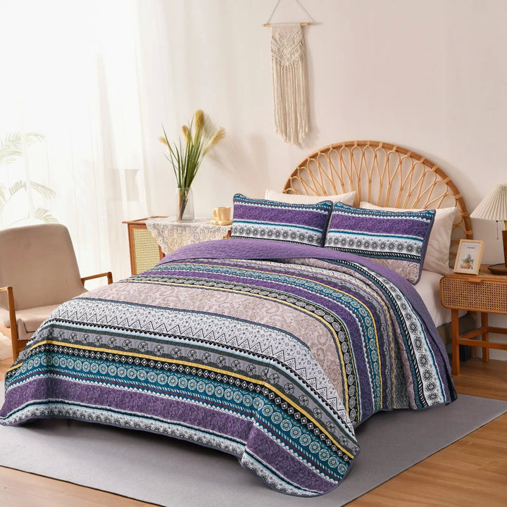 Hygge Quilted bedspread and pillowcovers set: Embrace Cozy Living - Queen size