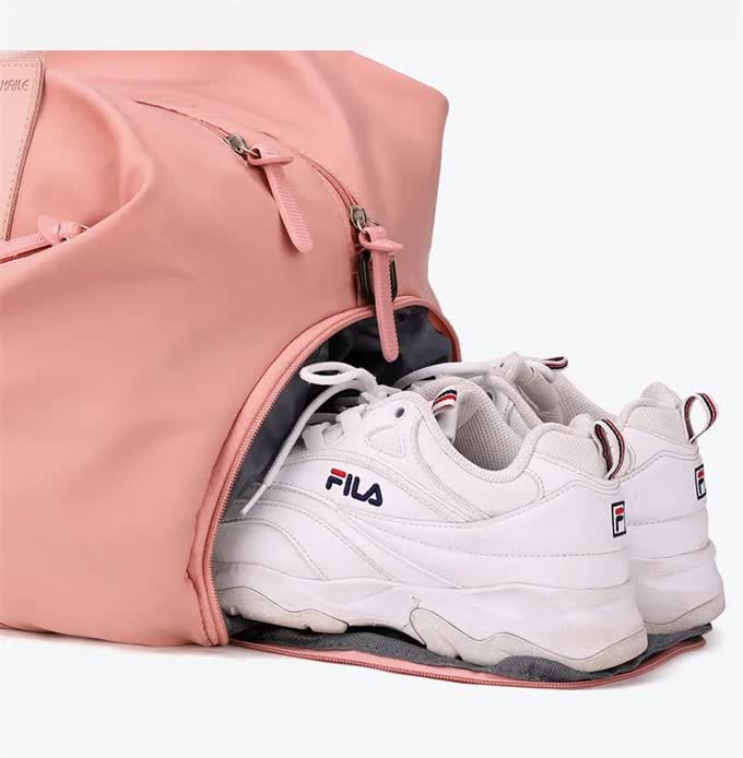 Pink Stylish Gym Travel Bag with Shoe Compartment, Lightweight and Durable Design