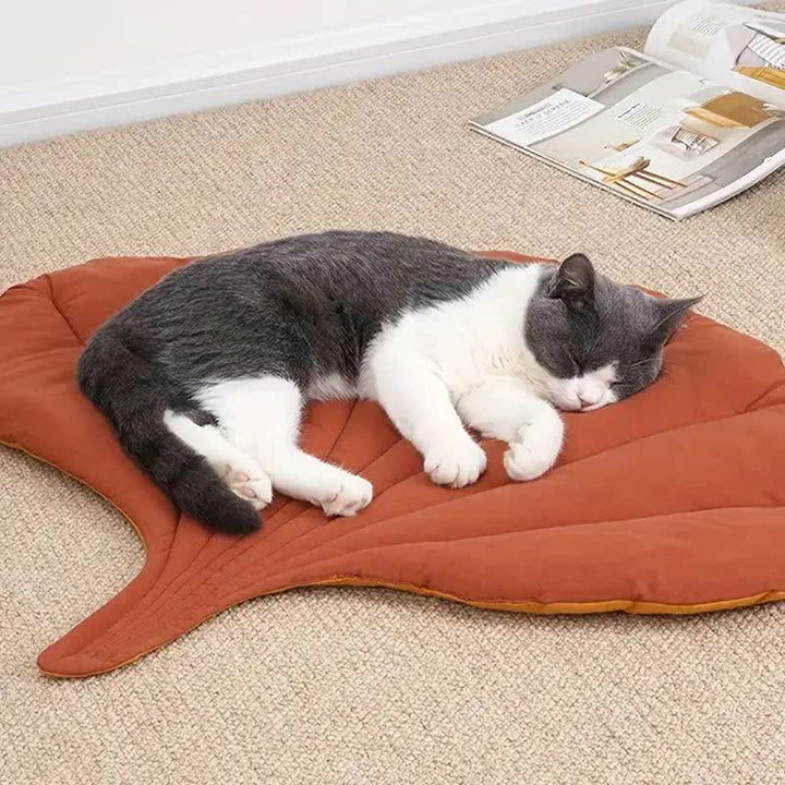 2 Pcs Green Leaf-Shaped Pet Sleeping Mat - Durable Dog Floor Pad & Cat Bed for Sleeping and Playtime