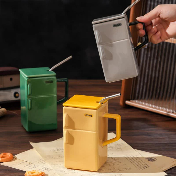 Green Creative Retro Refrigerator Ceramic Mug with Lid and Straw – 550ml Coffee Cup – Unique Gift for Couples or Office Use