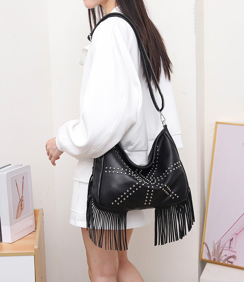 Black Trendy Rivet Fringe Shoulder Bag – Large Capacity Soft Leather Handbag for Women, Perfect for Travel and Leisure