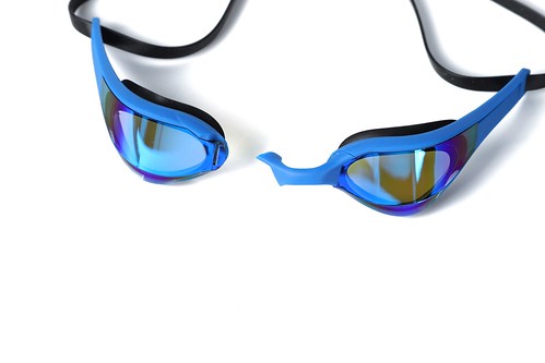 Adult blue mirrored lens swimming goggles