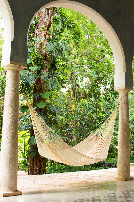 The out and about Mayan Legacy hammock Doble Size in Cream colour