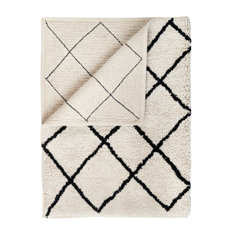 Soft Cotton Bath Rug Tufted Jacquard Design