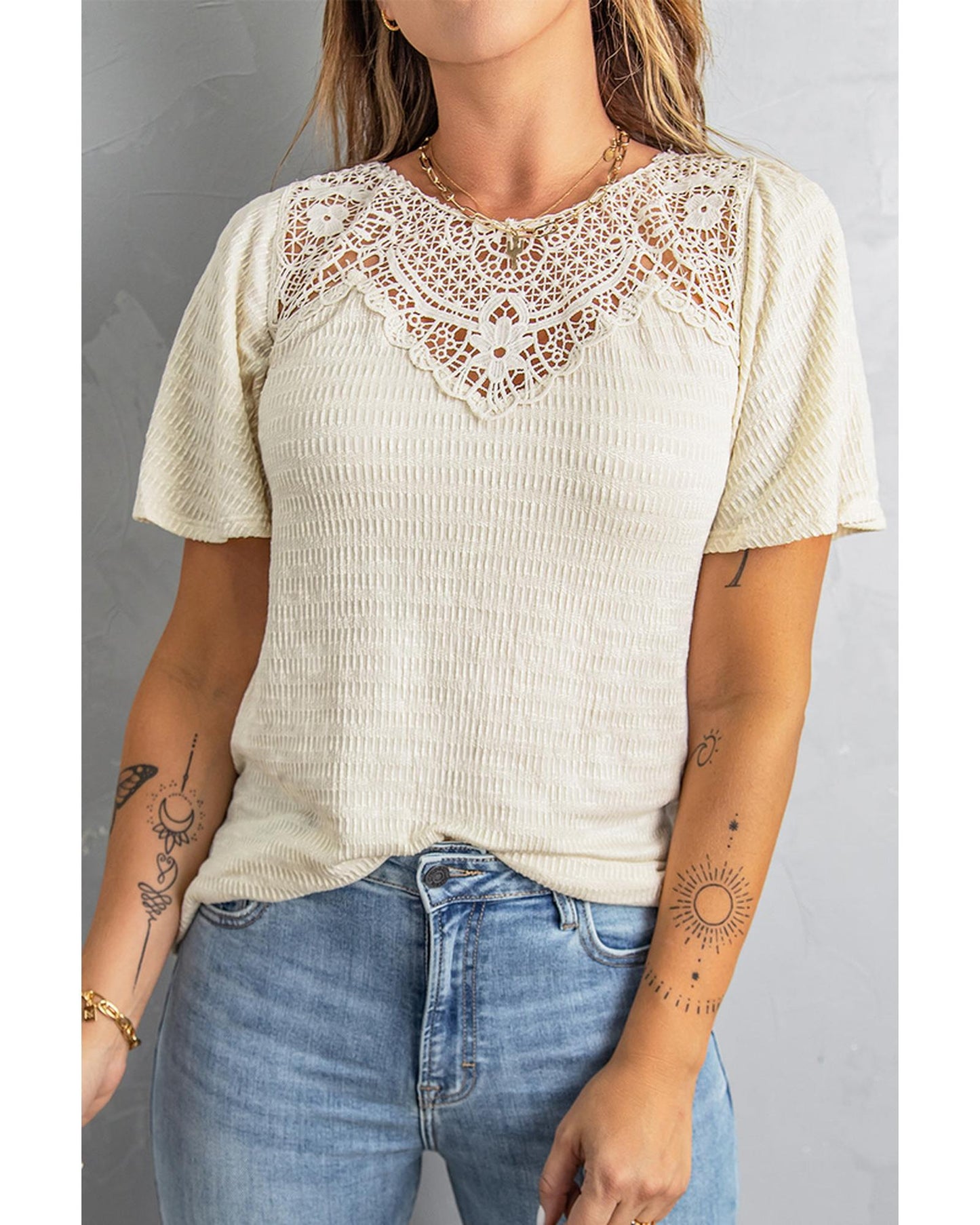 Azura Exchange Flutter Sleeve Crochet Top - L