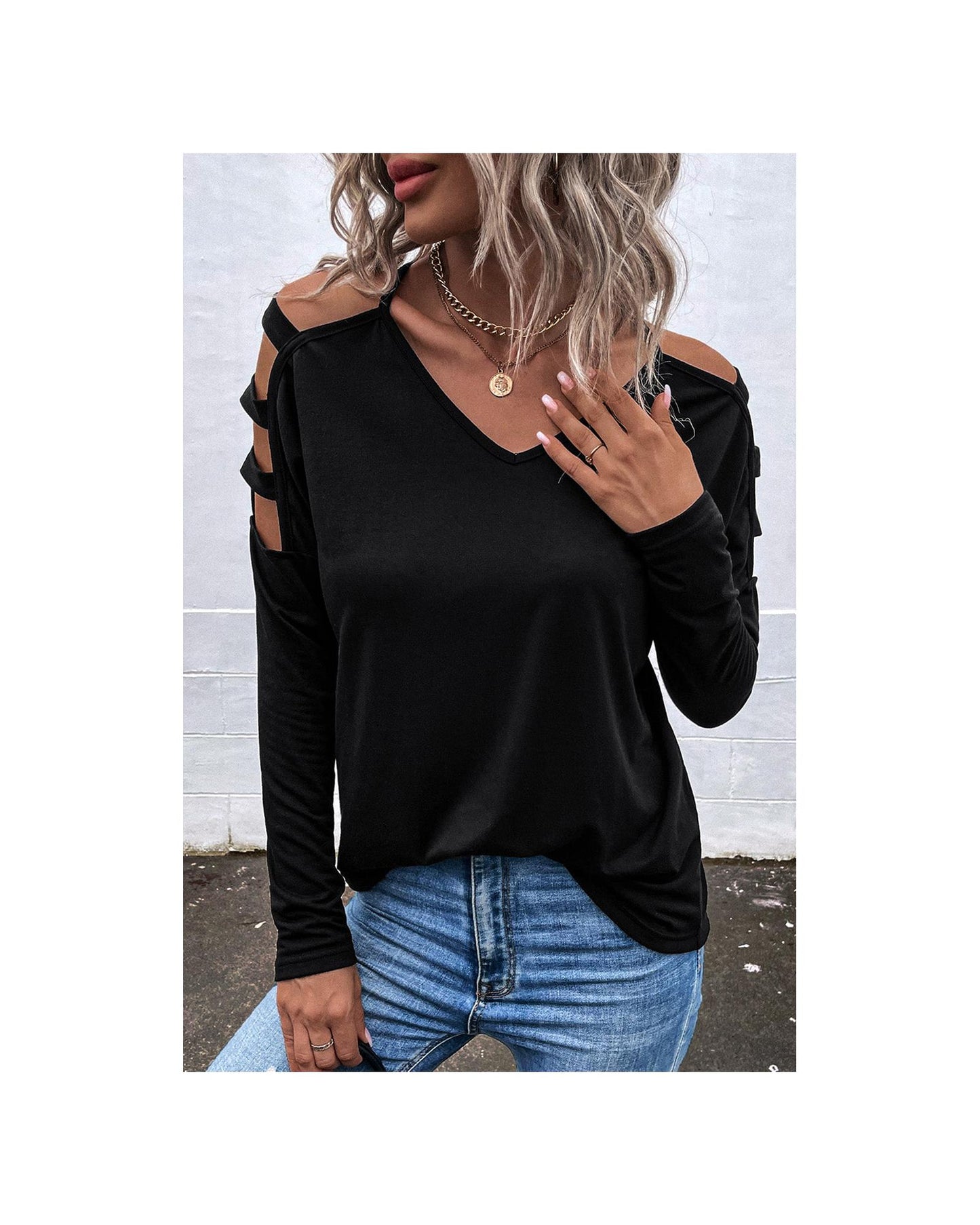 Azura Exchange Cold Shoulder Cut Out Long Sleeve Top - L