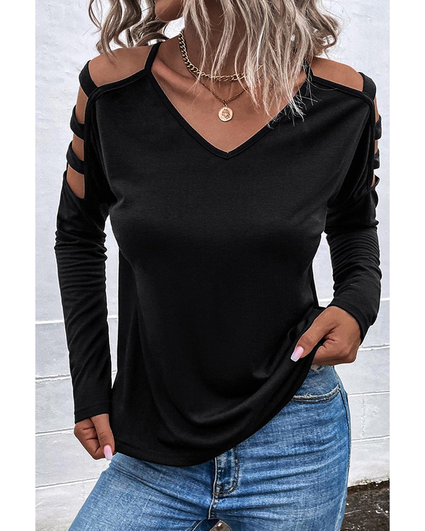 Azura Exchange Cold Shoulder Cut Out Long Sleeve Top - S