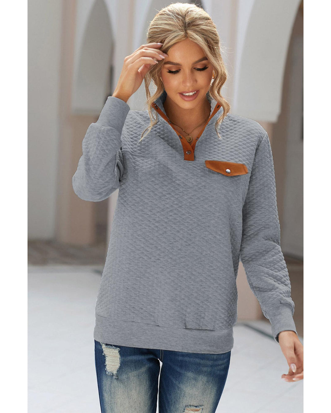 Azura Exchange Quilted Stand Neck Pullover Sweatshirt with Fake Front Pocket - M