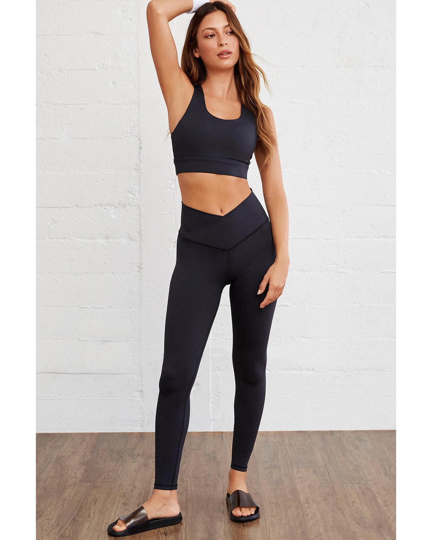 Azura Exchange Black Arched Waist Seamless Active Leggings - S