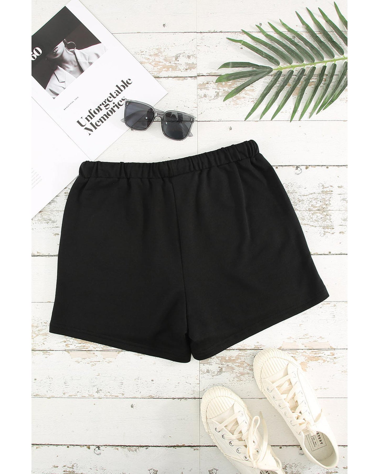 Azura Exchange Elastic Waist Pocketed Shorts - M