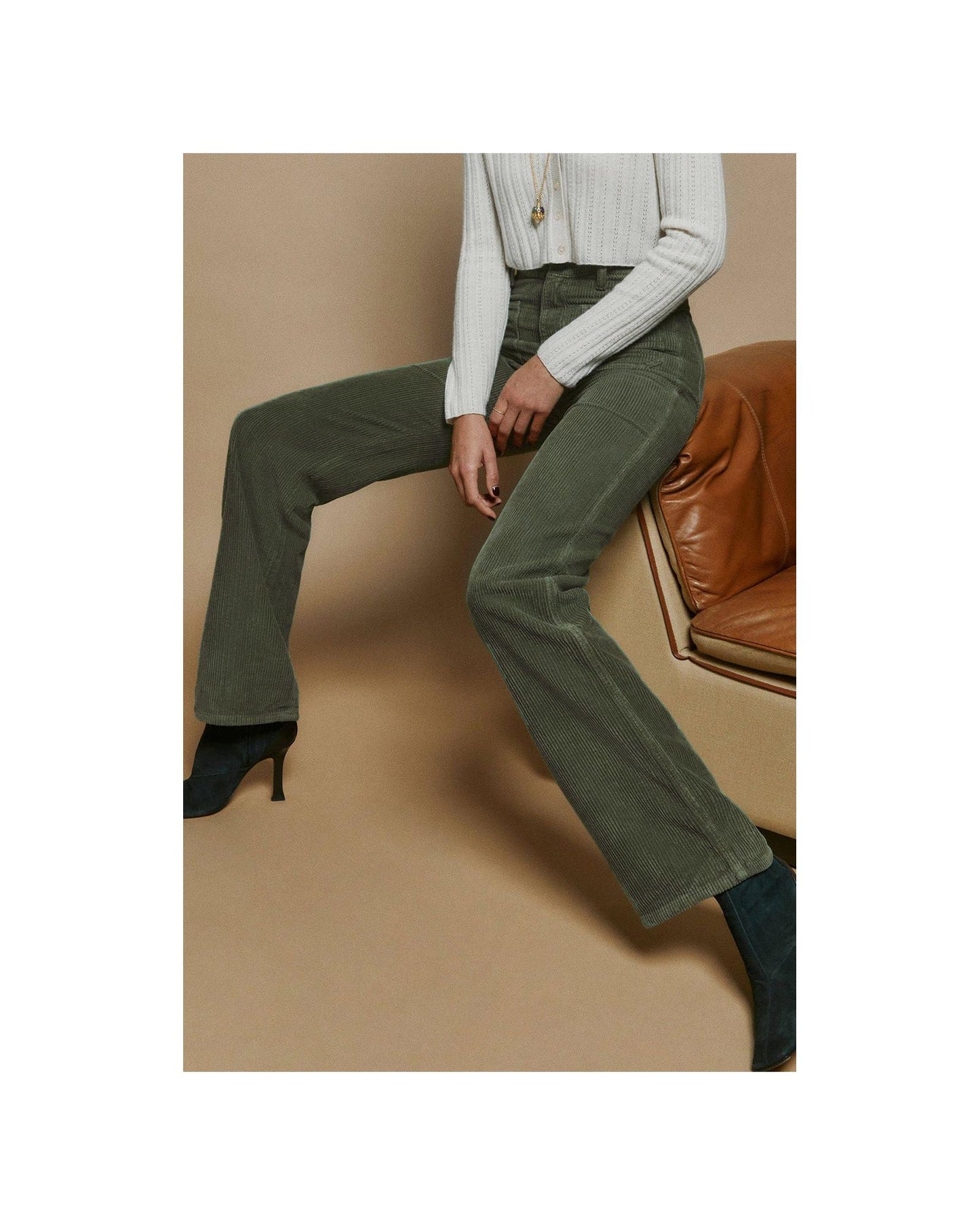 Azura Exchange Green High Waist Square Pockets Corduroy Pants - L