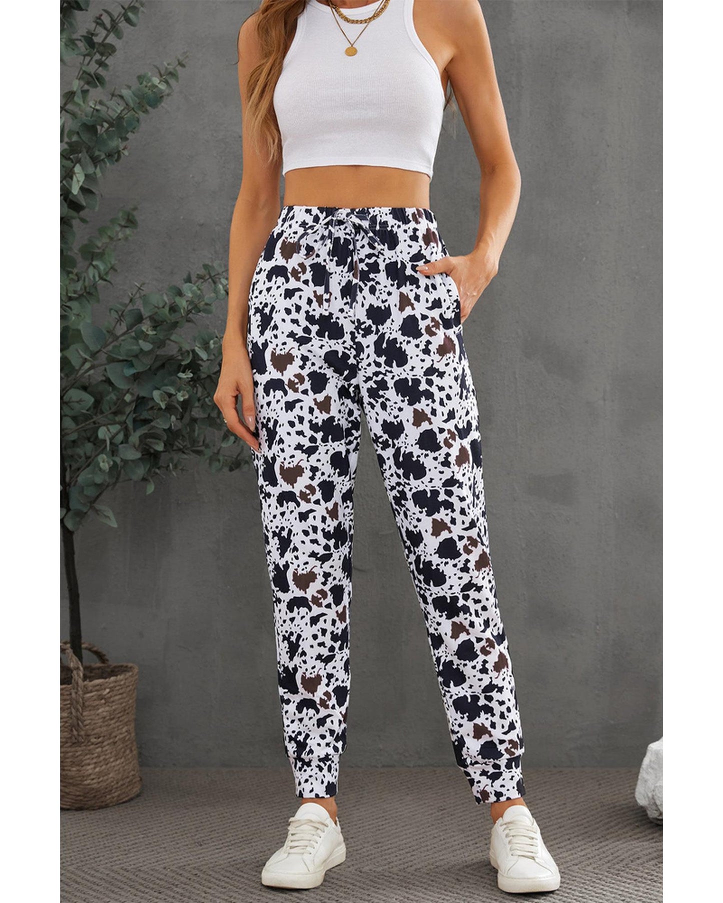 Azura Exchange Elastic Waist Cow Print Pants - M