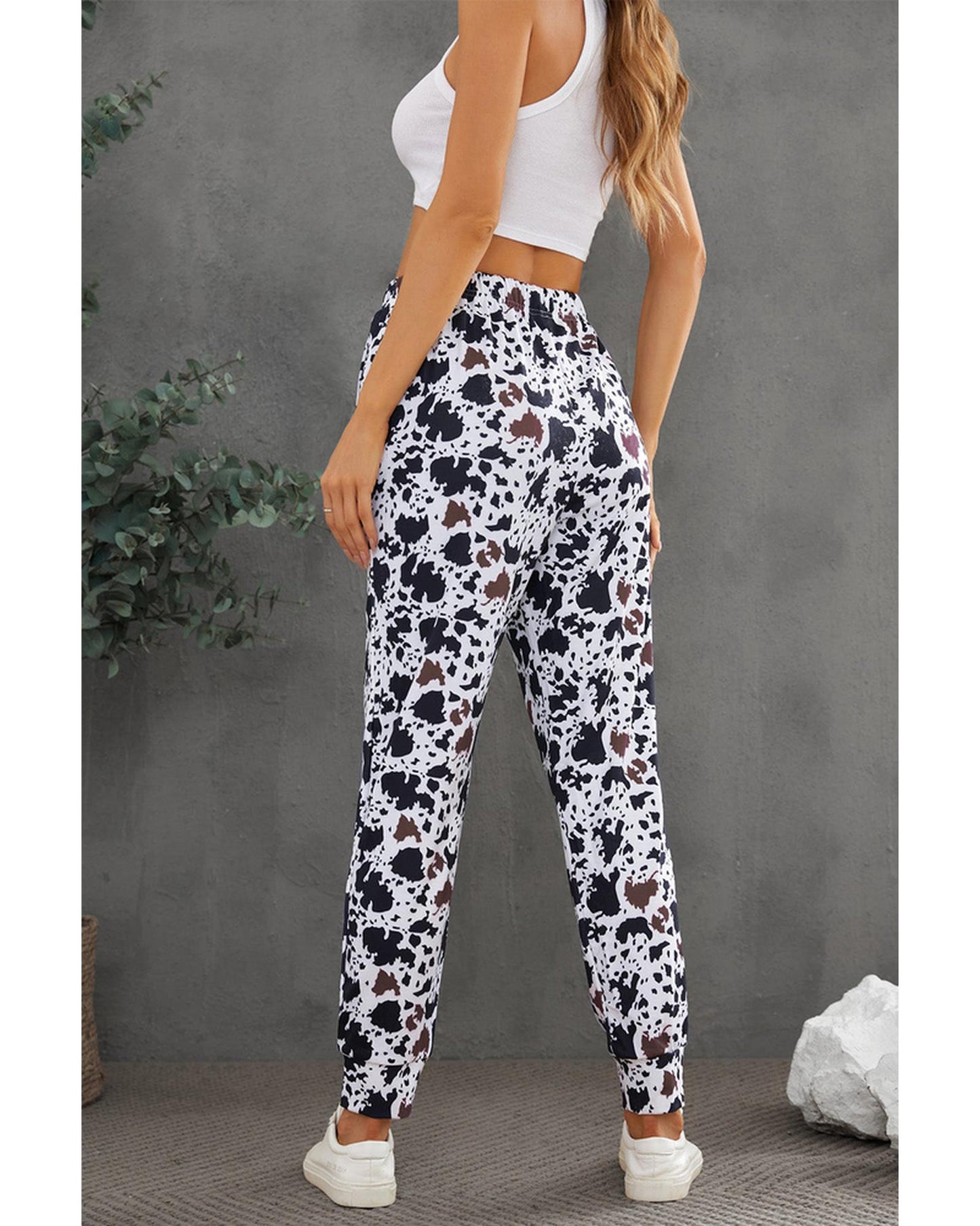 Azura Exchange Elastic Waist Cow Print Pants - M