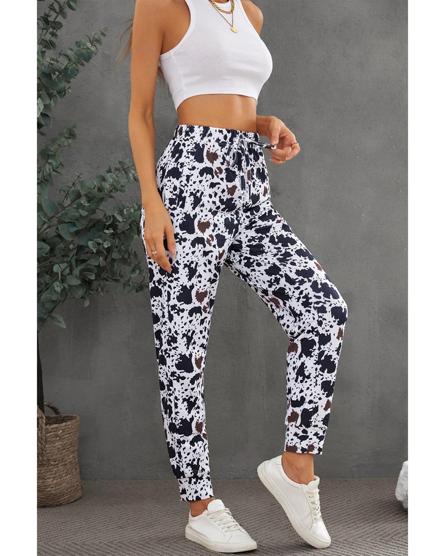 Azura Exchange Elastic Waist Cow Print Pants - M