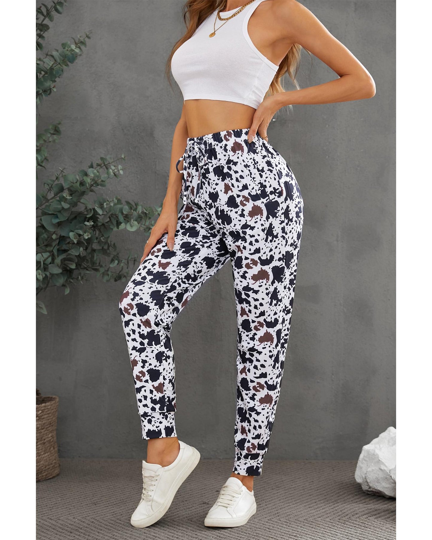 Azura Exchange Elastic Waist Cow Print Pants - M