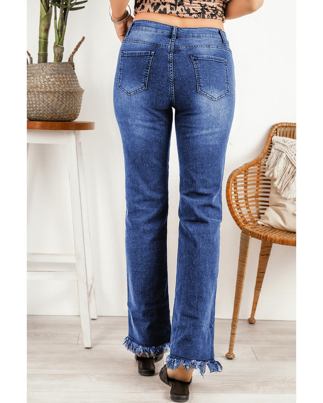 Azura Exchange Straight Leg Jeans with Raw Hem - S