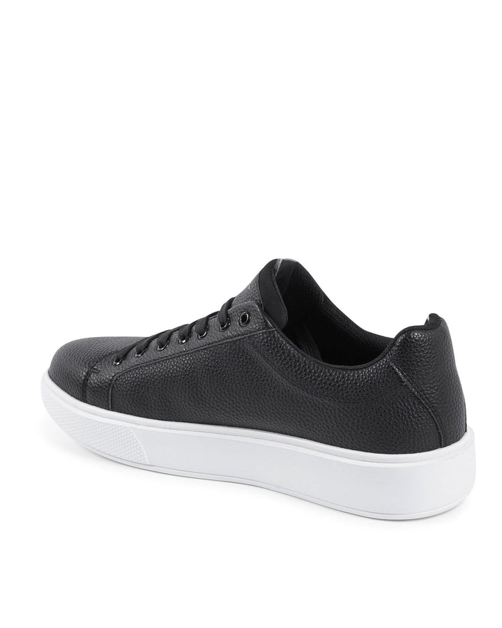 Synthetic Leather Rubber Sole Sneaker - 39 EU